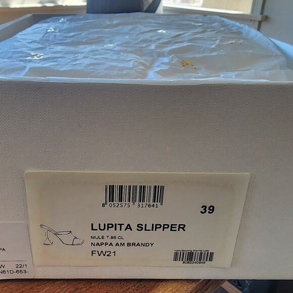 Amina Muaddi Lupita leather sandals size: 39 Nude/Beige/Camel - Picture 4 of 13